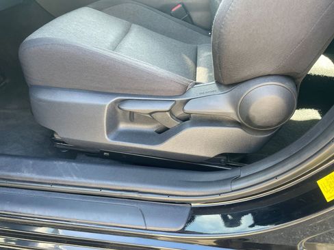 Used 2025 Toyota Camry LE image 23