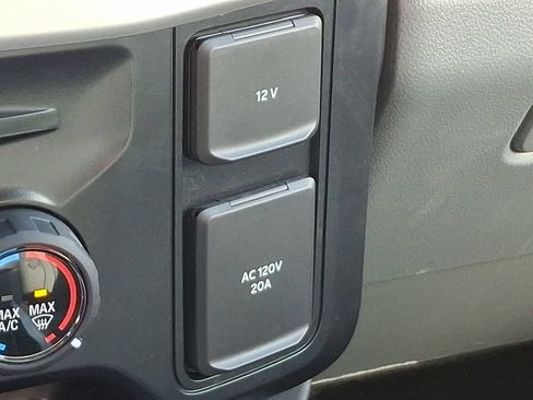 Used 2025 Ford F250 XLT w/ Black Appearance Package AWD/4WD image 26