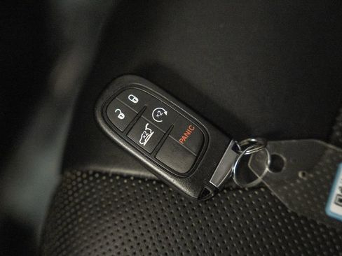 Used 2019 Jeep Cherokee Limited w/ Trailer Tow Group image 49