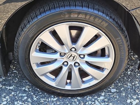 Used 2012 Honda Accord EX-L image 9