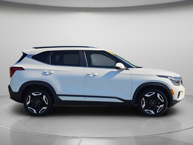 Used 2024 Kia Seltos SX AWD/4WD image 9