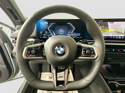 New 2026 BMW 530i xDrive w/ M Sport Package AWD/4WD image 11