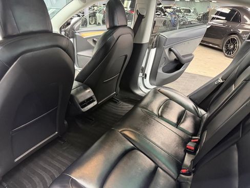 Used 2022 Tesla Model 3 RWD image 37