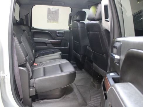 Used 2017 GMC Sierra 1500 SLT w/ SLT Premium Package image 12