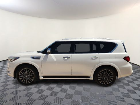 Used 2022 INFINITI QX80 Sensory w/ All-Season Package AWD/4WD image 2