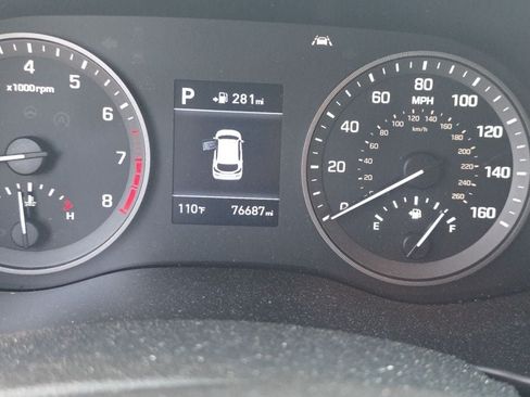 Used 2019 Hyundai Tucson SEL w/ Cargo Package FWD image 2