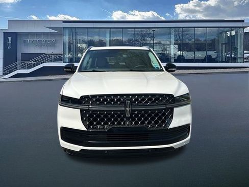 New 2026 Lincoln Navigator L Black Label image 2