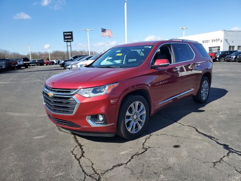 Used 2018 Chevrolet Traverse Premier w/ Driver Confidence II Package image 9