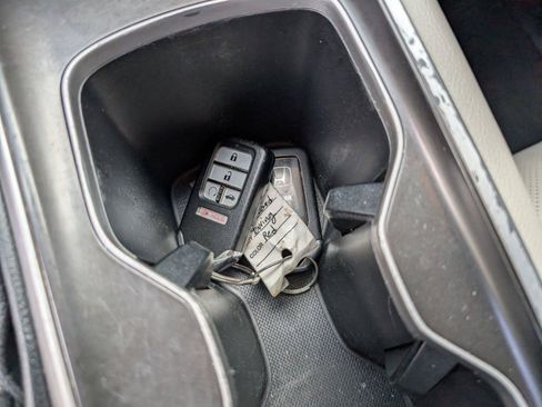 Used 2018 Honda Accord Touring image 21