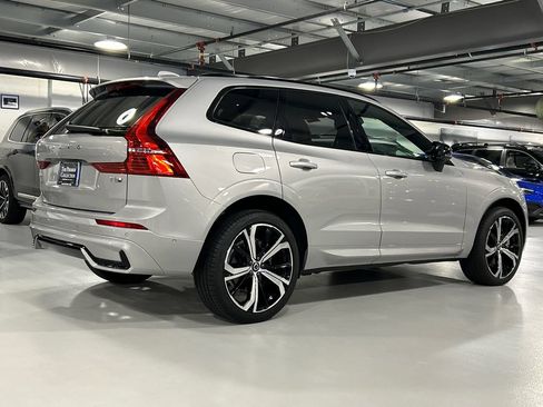Certified 2025 Volvo XC60 T8 Ultra w/ Climate Package AWD/4WD image 2