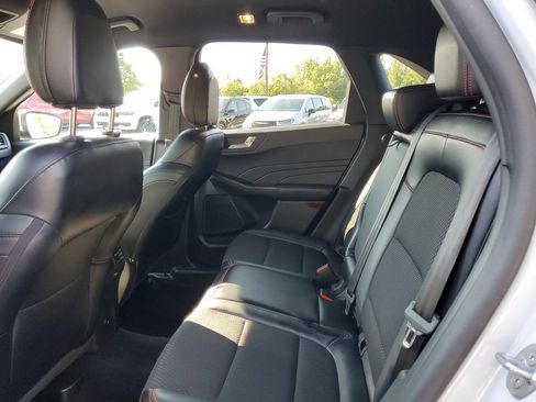 Used 2025 Ford Escape ST-Line Select AWD/4WD image 24