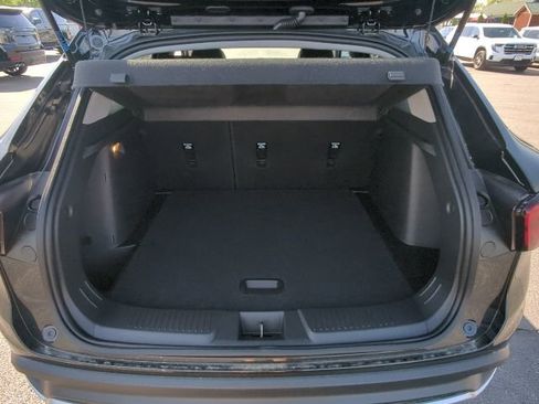 New 2026 Chevrolet Trax LT w/ LT Convenience Package FWD image 30