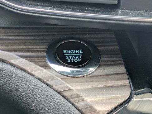 Certified 2022 Ford Explorer Limited w/ Limited Technology Package image 27