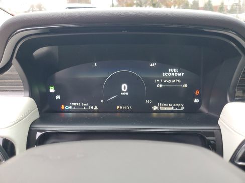 Certified 2023 Lincoln Nautilus Black Label image 15