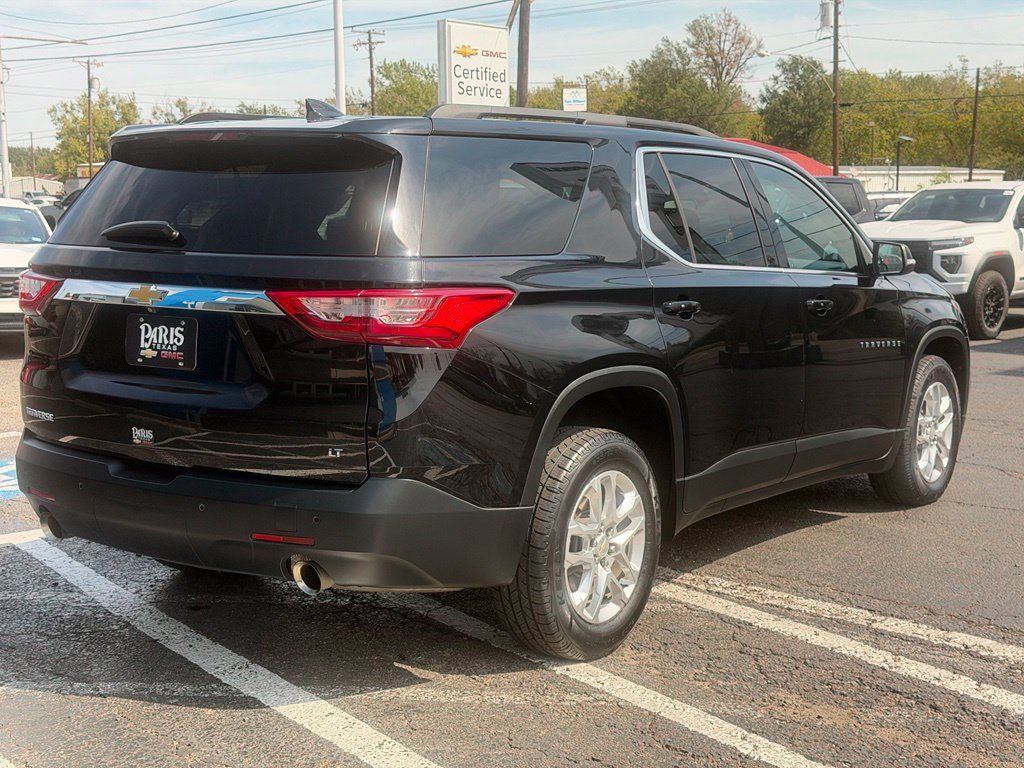 Used 2021 Chevrolet Traverse LT FWD image 6