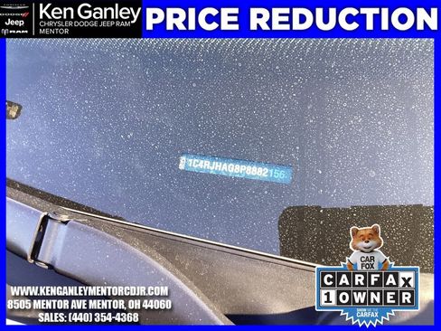 Used 2023 Jeep Grand Cherokee Laredo image 24