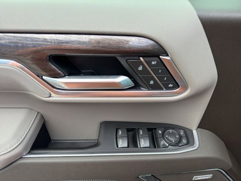 New 2026 Chevrolet Silverado 1500 LTZ w/ LTZ Premium Package image 16