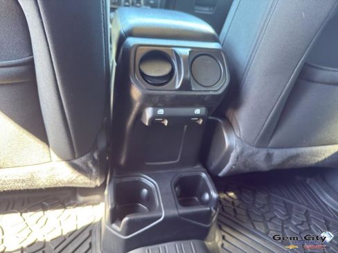 Used 2020 Jeep Wrangler Unlimited Sport S image 14