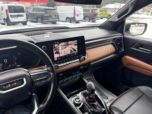 Used 2023 GMC Canyon AT4 w/ AT4 Premium Package image 25