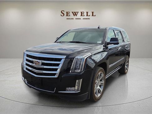Used 2019 Cadillac Escalade Premium Luxury image 1