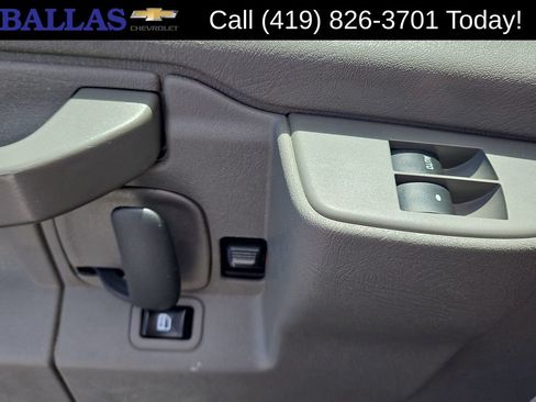 Certified 2019 Chevrolet Express 2500 LS w/ Driver Convenience Package RWD image 24