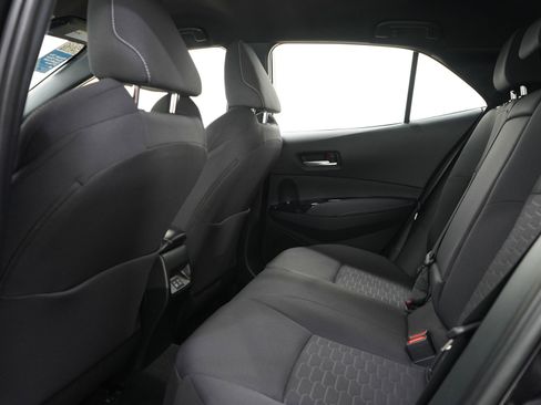 Used 2025 Toyota Corolla Hatchback w/ SE Package FWD image 19