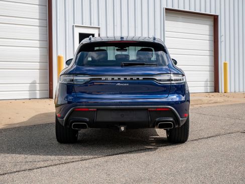 Used 2024 Porsche Macan image 6