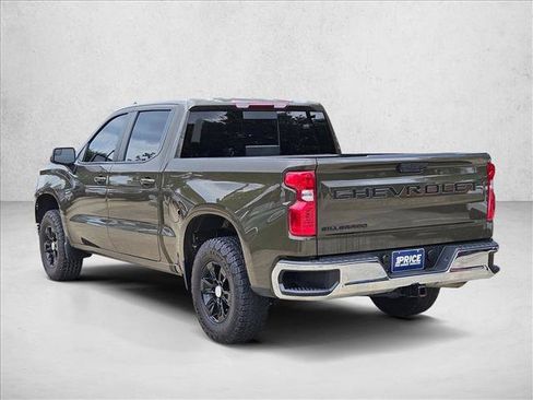Used 2024 Chevrolet Silverado 1500 LT w/ Convenience Package II RWD image 7