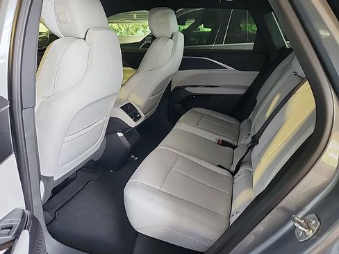 Used 2024 Cadillac Lyriq Sport image 3