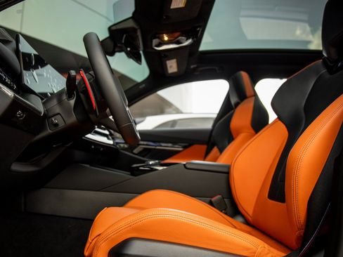 Used 2025 BMW M5 Touring image 21