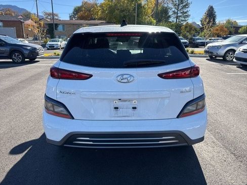 Used 2022 Hyundai Kona SEL image 4