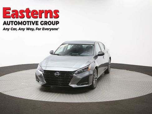 Used 2025 Nissan Altima 2.5 SV image 53