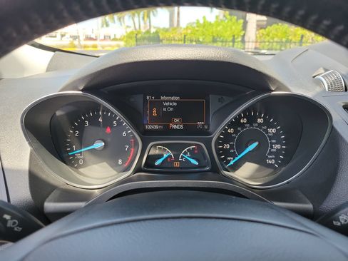Used 2019 Ford Escape SEL AWD/4WD image 34