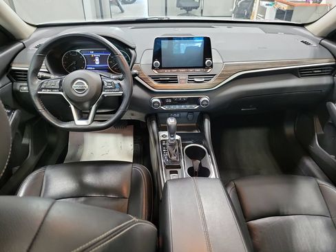 Used 2020 Nissan Altima 2.5 SL AWD/4WD image 5