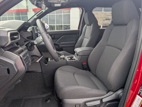 New 2026 Toyota 4Runner SR5 AWD/4WD image 12