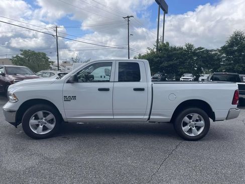 Used 2024 RAM 1500 Classic SLT AWD/4WD image 6