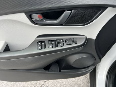 Used 2023 Hyundai Kona SEL image 15