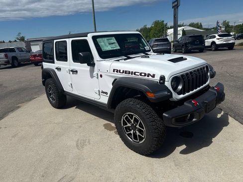 New 2026 Jeep Wrangler Unlimited Rubicon w/ Dual Top Group AWD/4WD image 4