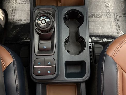 Used 2023 Ford Maverick Lariat w/ Equipment Group 500A Standard image 42