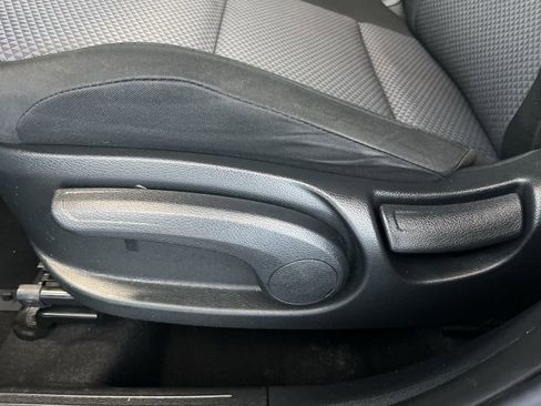 Used 2023 Kia Soul LX FWD image 25