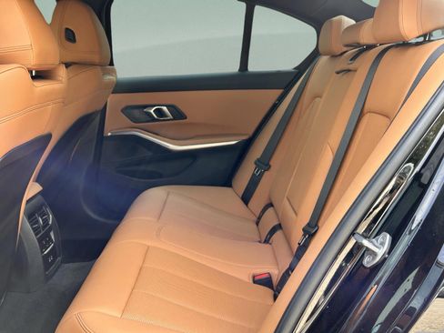 Used 2025 BMW 330i Sedan image 23