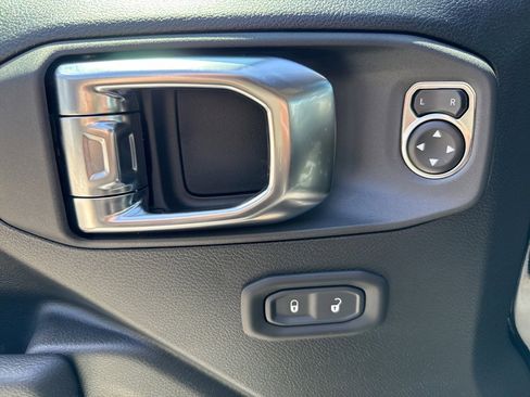 New 2025 Jeep Wrangler Sport S image 18