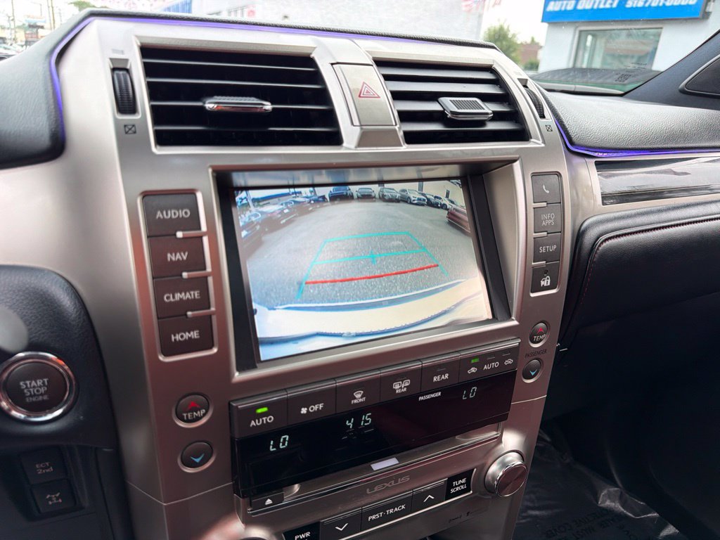 Used 2021 Lexus GX 460 Premium w/ Premium Package AWD/4WD image 38