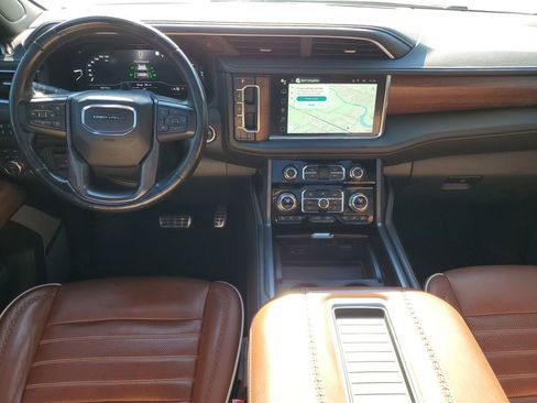 Used 2023 GMC Yukon Denali Ultimate image 28