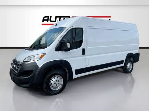 Used 2023 RAM ProMaster 2500 FWD image 3