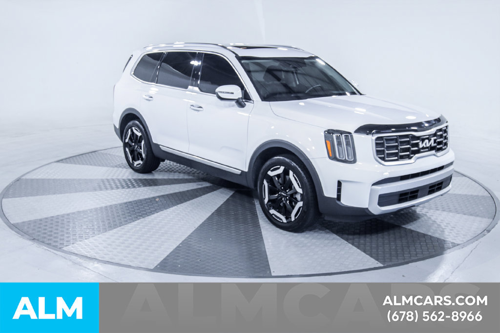 Used 2024 Kia Telluride S w/ S Sunroof Package FWD image 13