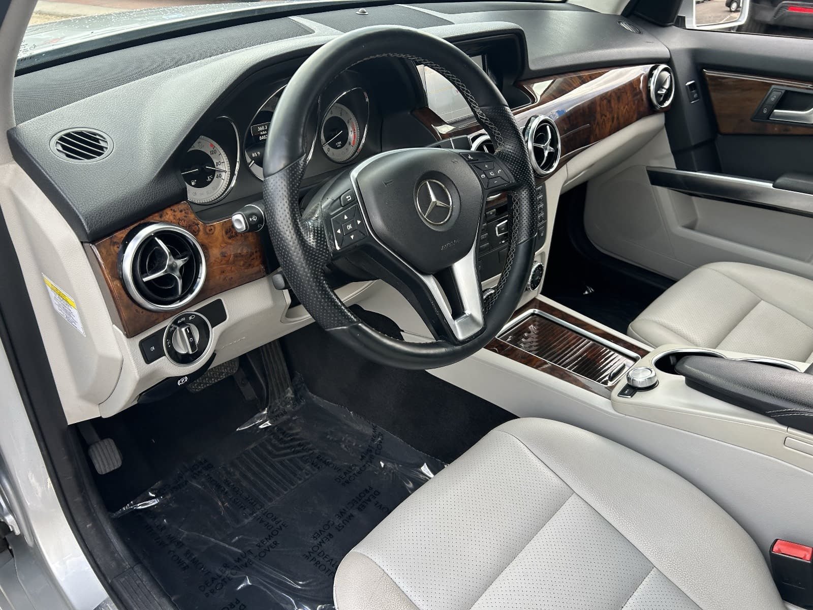 Used 2014 Mercedes-Benz GLK 350 4MATIC image 22