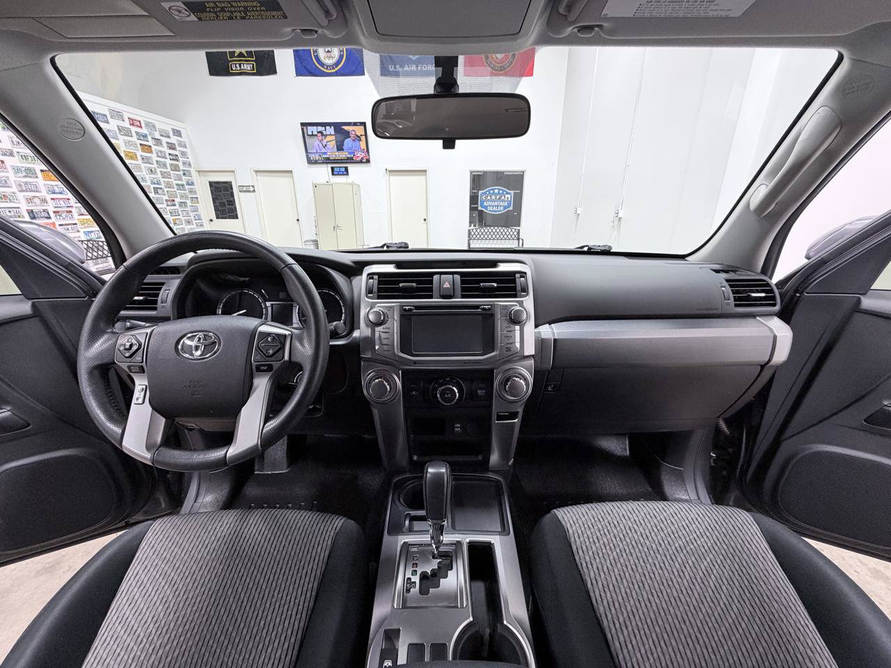 Used 2017 Toyota 4Runner SR5 RWD image 29