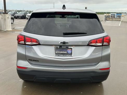 Used 2024 Chevrolet Equinox LS w/ LS Convenience Package FWD image 11
