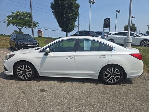 Used 2019 Subaru Legacy 2.5i Premium w/ Popular Package #2A AWD/4WD image 7